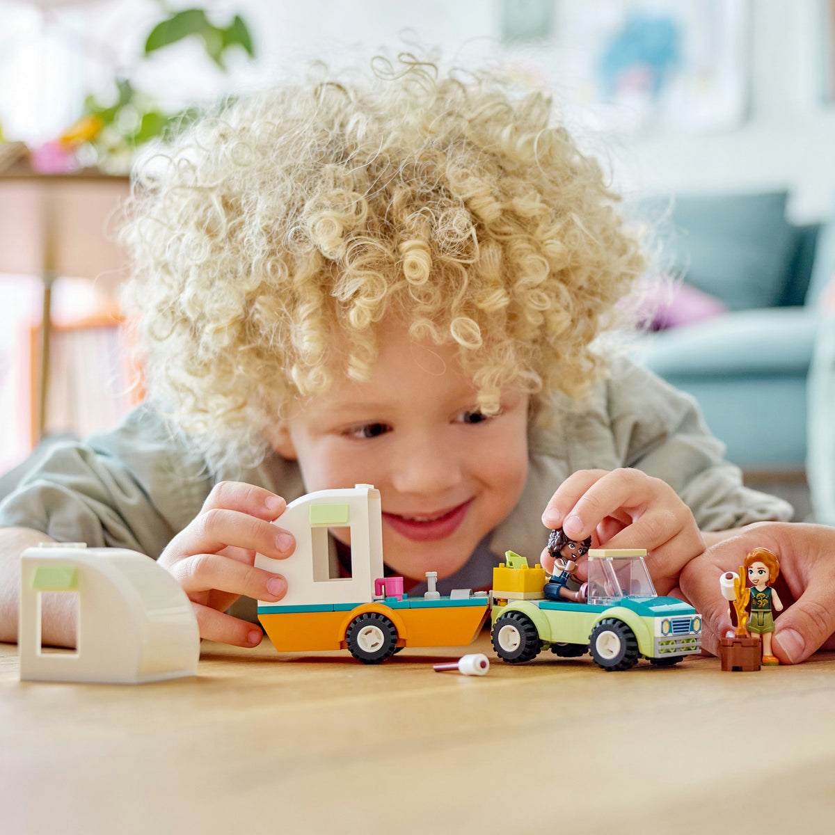 LEGO Friends 41726 vacanza in campeggio