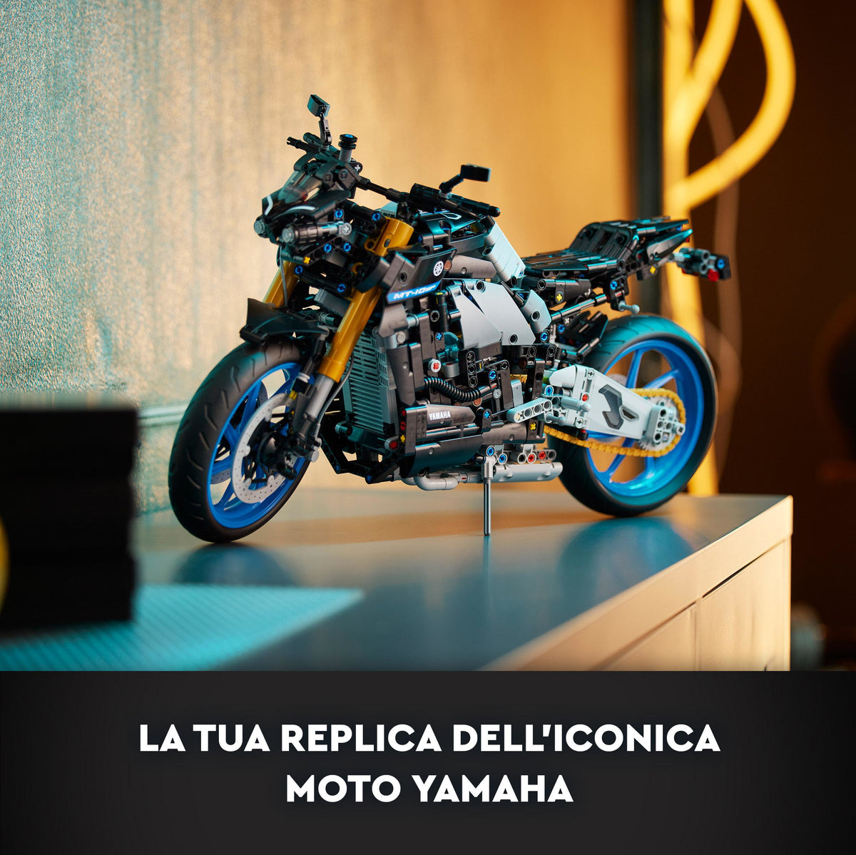 LEGO Technic 42159 yamaha mt-10 sp