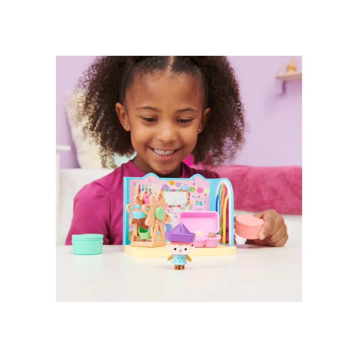 gabby's dollhouse - lo studio d'arte con baby box