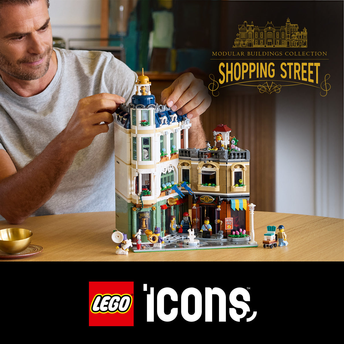 LEGO Icons 11371 via dello shopping
