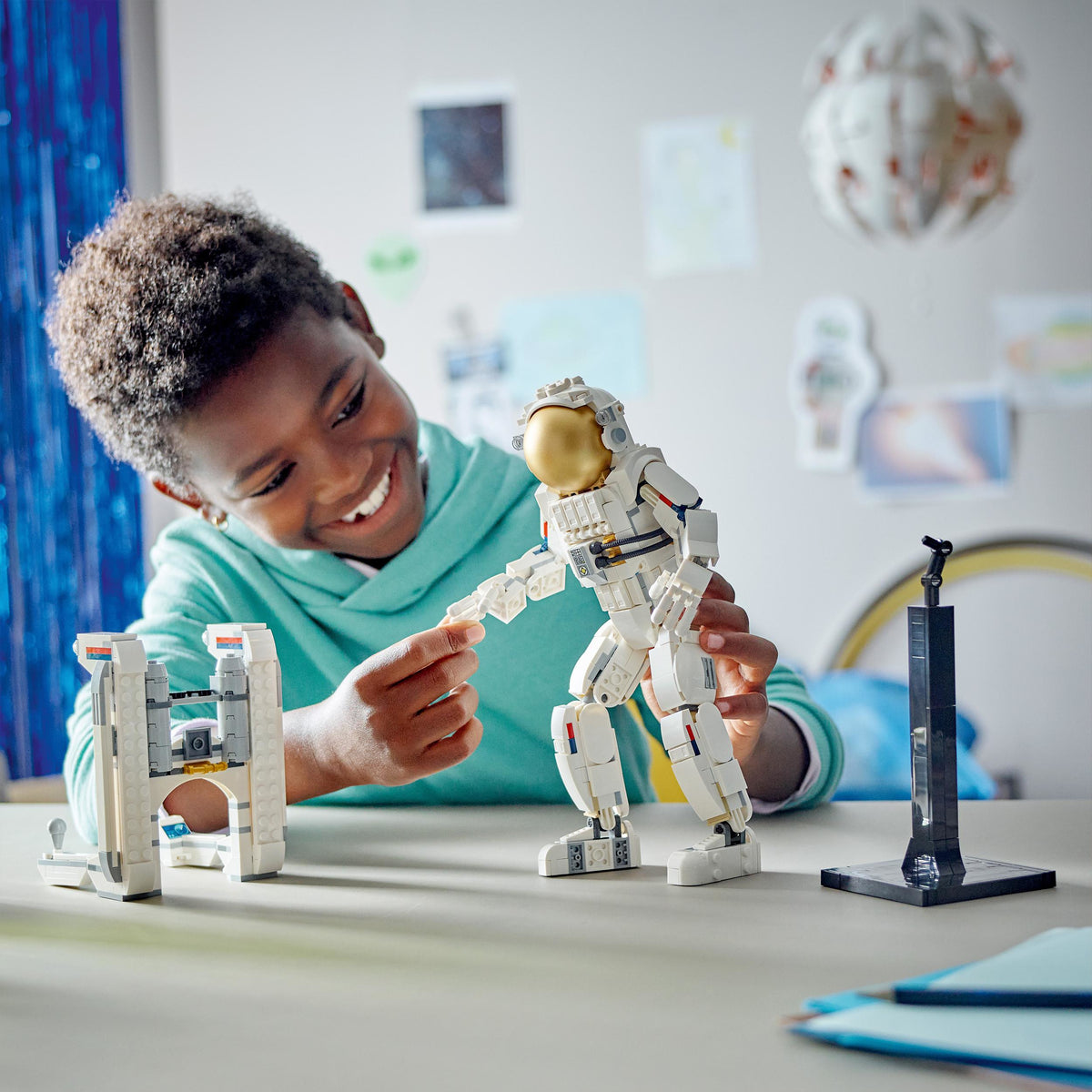 LEGO Creator 31152 astronauta