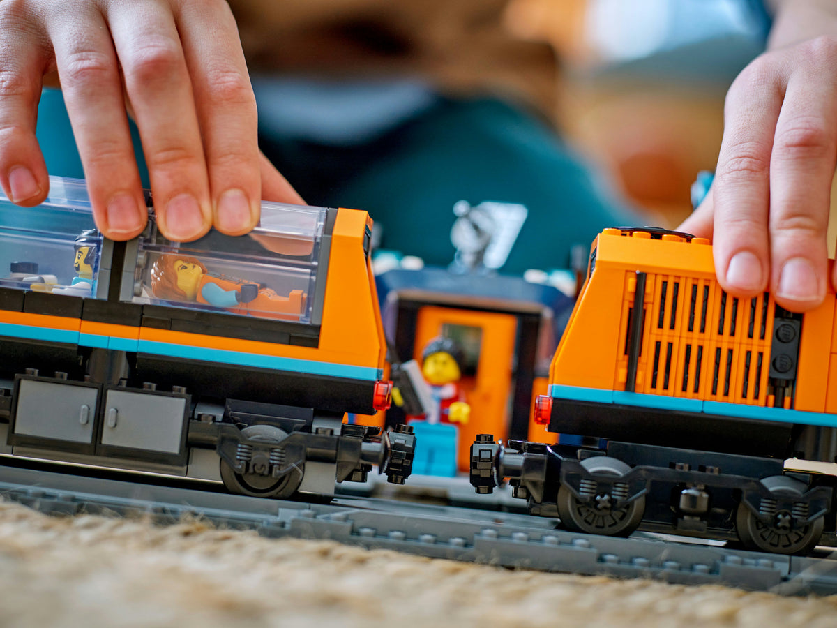 LEGO City 60470 Treno espresso artico degli esploratori