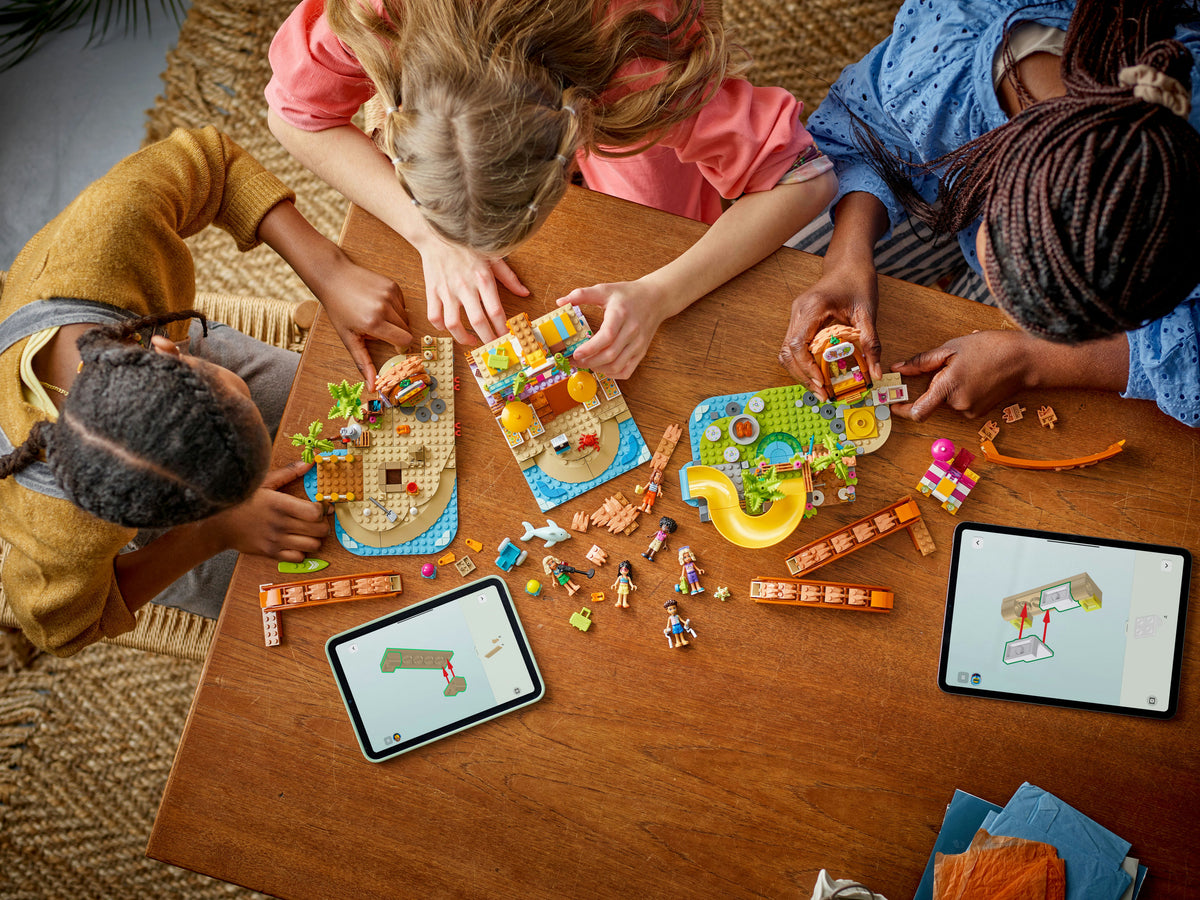 LEGO Friends 42673 Vacanza al Beach Resort