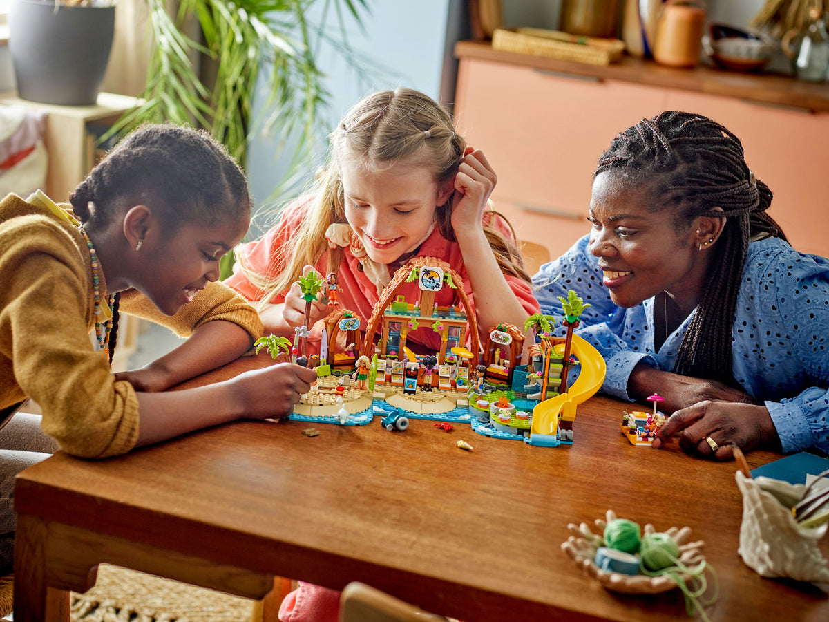 LEGO Friends 42673 Vacanza al Beach Resort