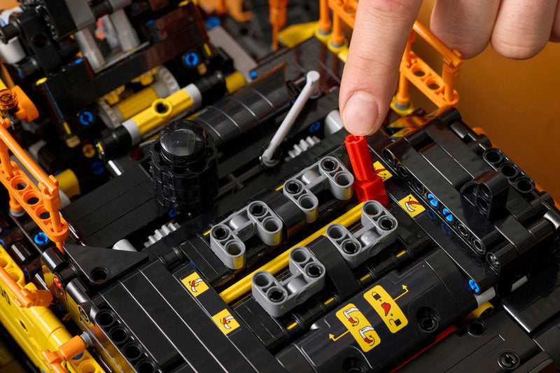 LEGO Technic 42215 escavatore volvo ec500 hybrid