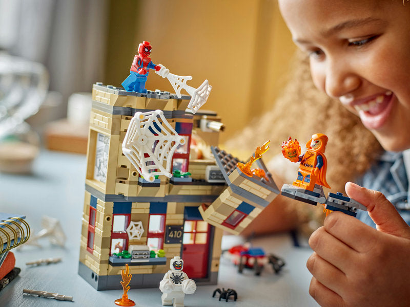 LEGO Super Heroes 76317 appartamento di peter parker