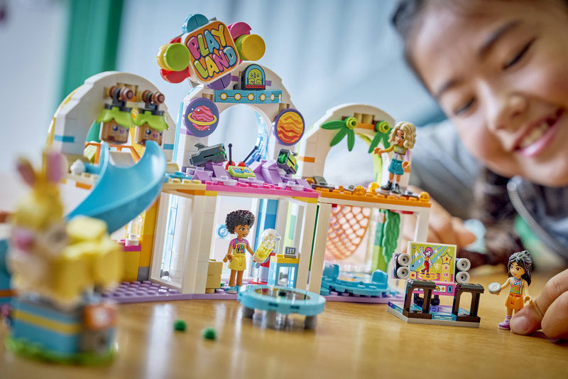 LEGO Friends 42686 parco giochi al coperto