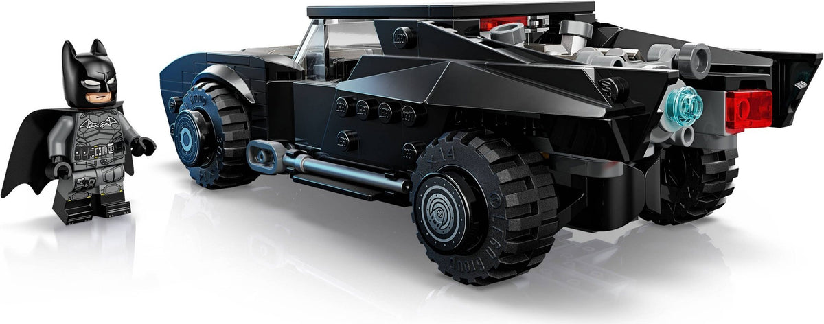 LEGO Super Heroes 76332 batmobile™ di batman™