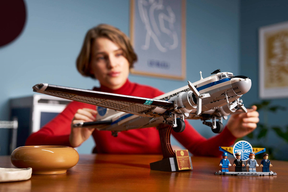 LEGO Icons 11378 aereo di linea douglas™ dc-3™ pan am®