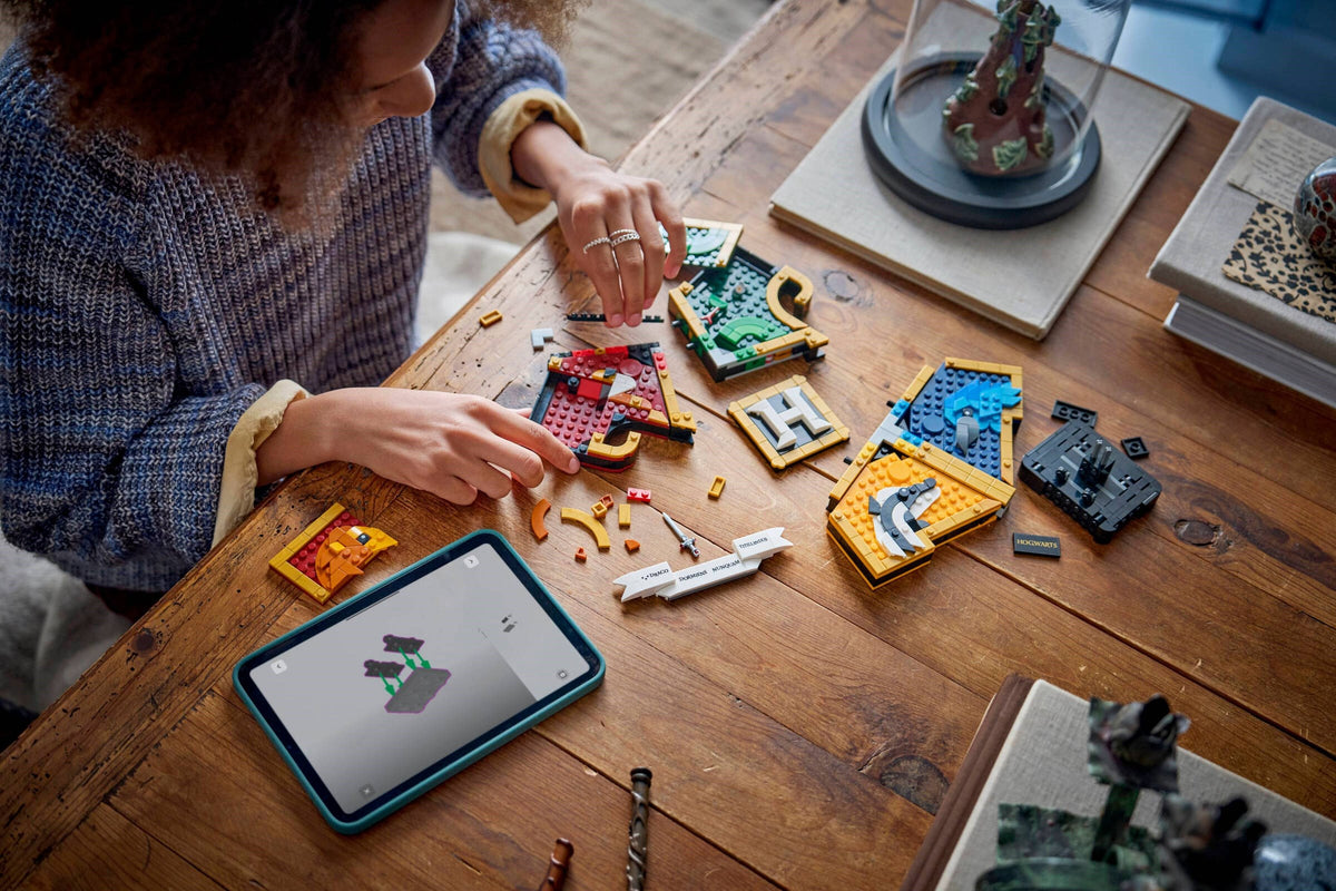 LEGO Harry Potter 76462 stemma della casa di hogwarts™
