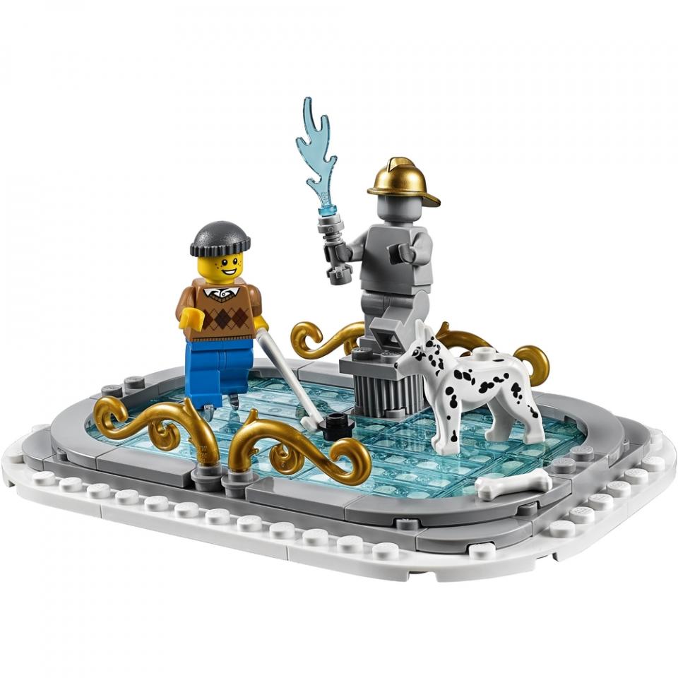 LEGO Icons 10263 caserma dei pompieri del villaggio invernale