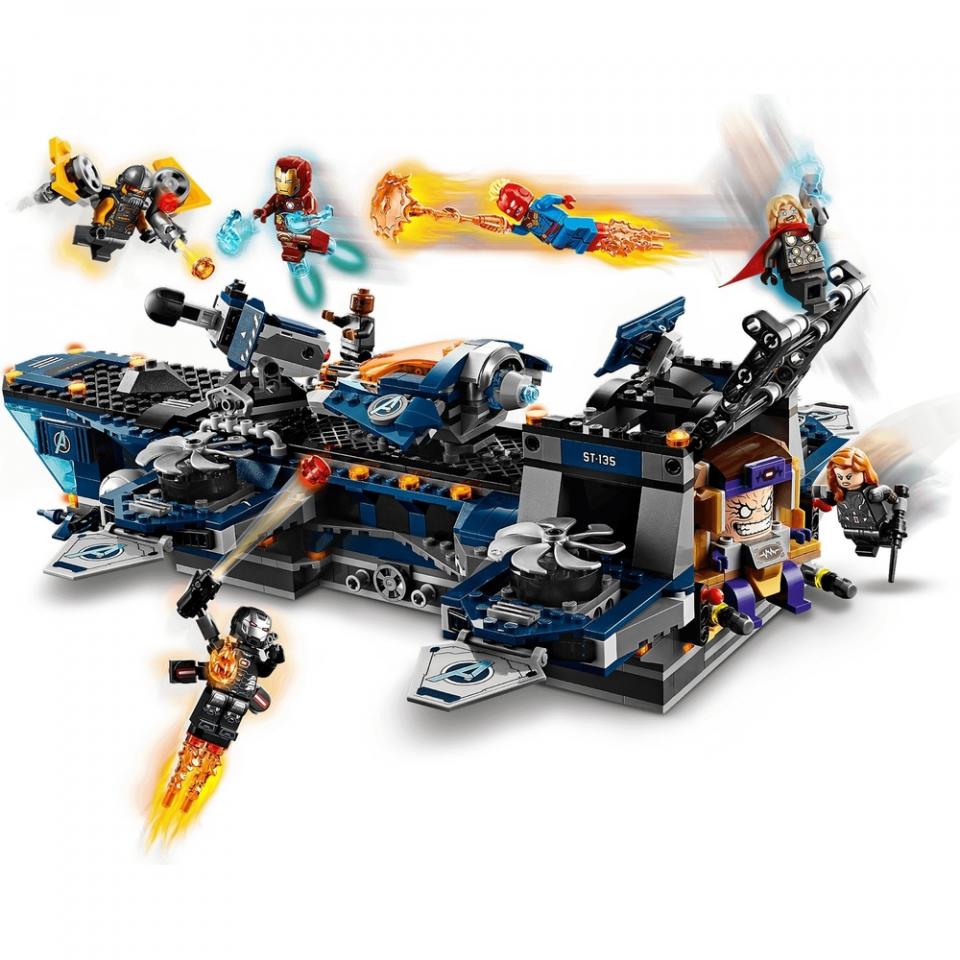 LEGO Super Heroes 76153 helicarrier degli avengers
